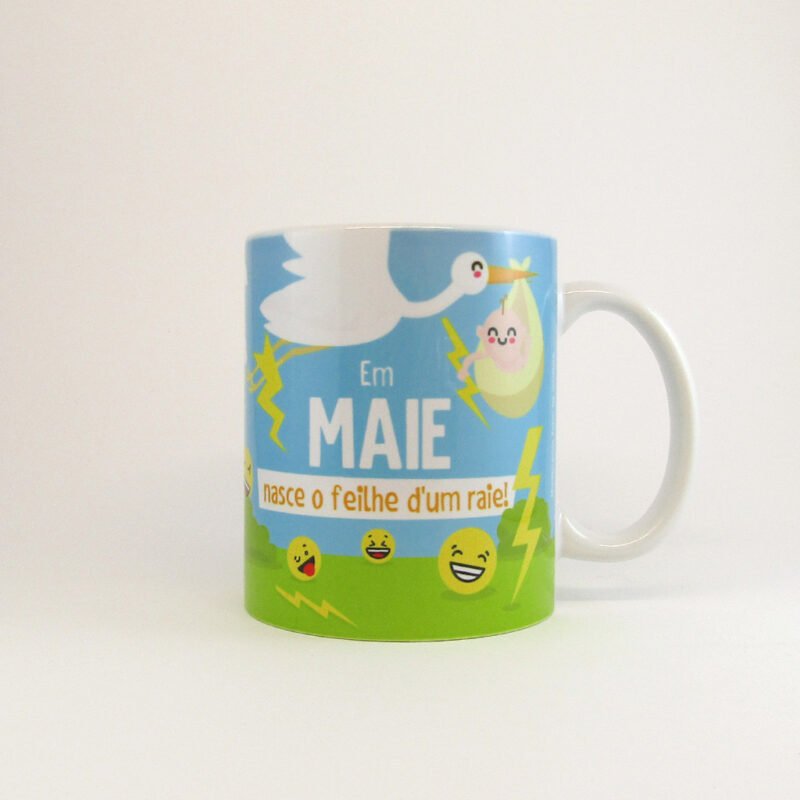 caneca - "Em Maie nasce o ..."
