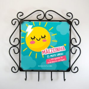 Chaveiro de parede “Mãezeinha, és muite linda!”